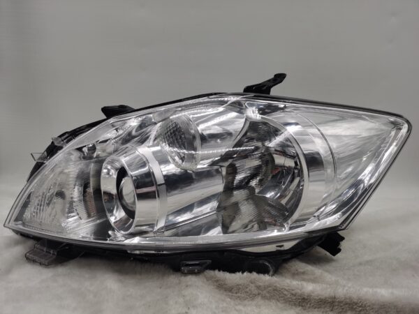 TOYOTA COROLLA AURIS NZE151H 2009-2011 HALOGEN L.H.S HEADLIGHT ASSEMBLY