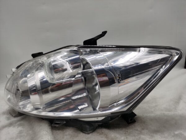 TOYOTA COROLLA AURIS NZE151H 2009-2011 HALOGEN L.H.S HEADLIGHT ASSEMBLY