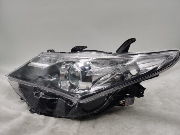 TOYOTA COROLLA AURIS NZE181H 2012-2014 HALOGEN L.H.S HEADLIGHT ASSEMBLY