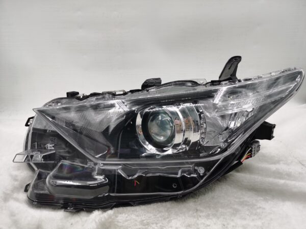 TOYOTA COROLLA AURIS NZE181H 2015-2018 HALOGEN L.H.S HEADLIGHT ASSEMBLY