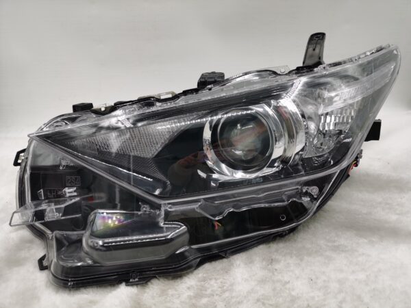 TOYOTA COROLLA AURIS NZE181H 2015-2018 HALOGEN L.H.S HEADLIGHT ASSEMBLY