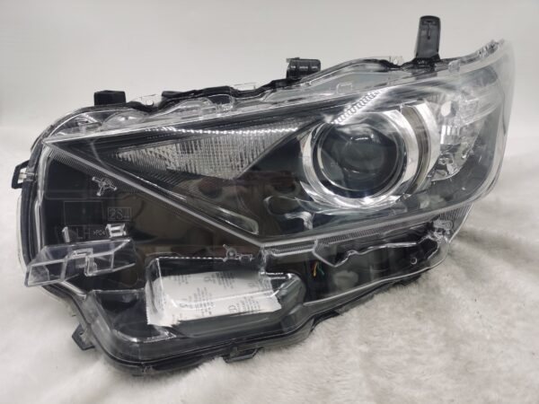 TOYOTA COROLLA AURIS NZE181H 2015-2018 HALOGEN L.H.S HEADLIGHT ASSEMBLY