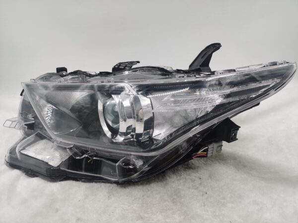 TOYOTA COROLLA AURIS NZE181H 2015-2018 HALOGEN L.H.S HEADLIGHT ASSEMBLY