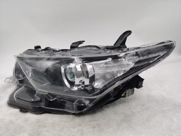 TOYOTA COROLLA AURIS NZE181H 2015-2018 HALOGEN L.H.S HEADLIGHT ASSEMBLY