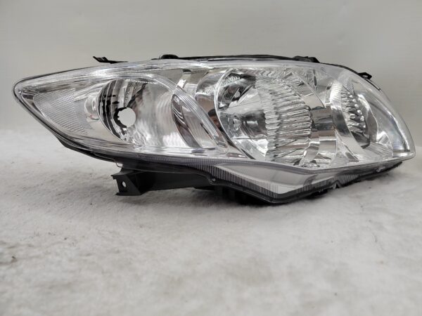 TOYOTA COROLLA E150 2007-2010 HALOGEN R.H.S HEADLIGHT ASSEMBLY