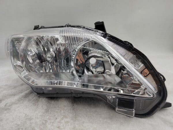 TOYOTA COROLLA E150 2007-2010 HALOGEN R.H.S HEADLIGHT ASSEMBLY