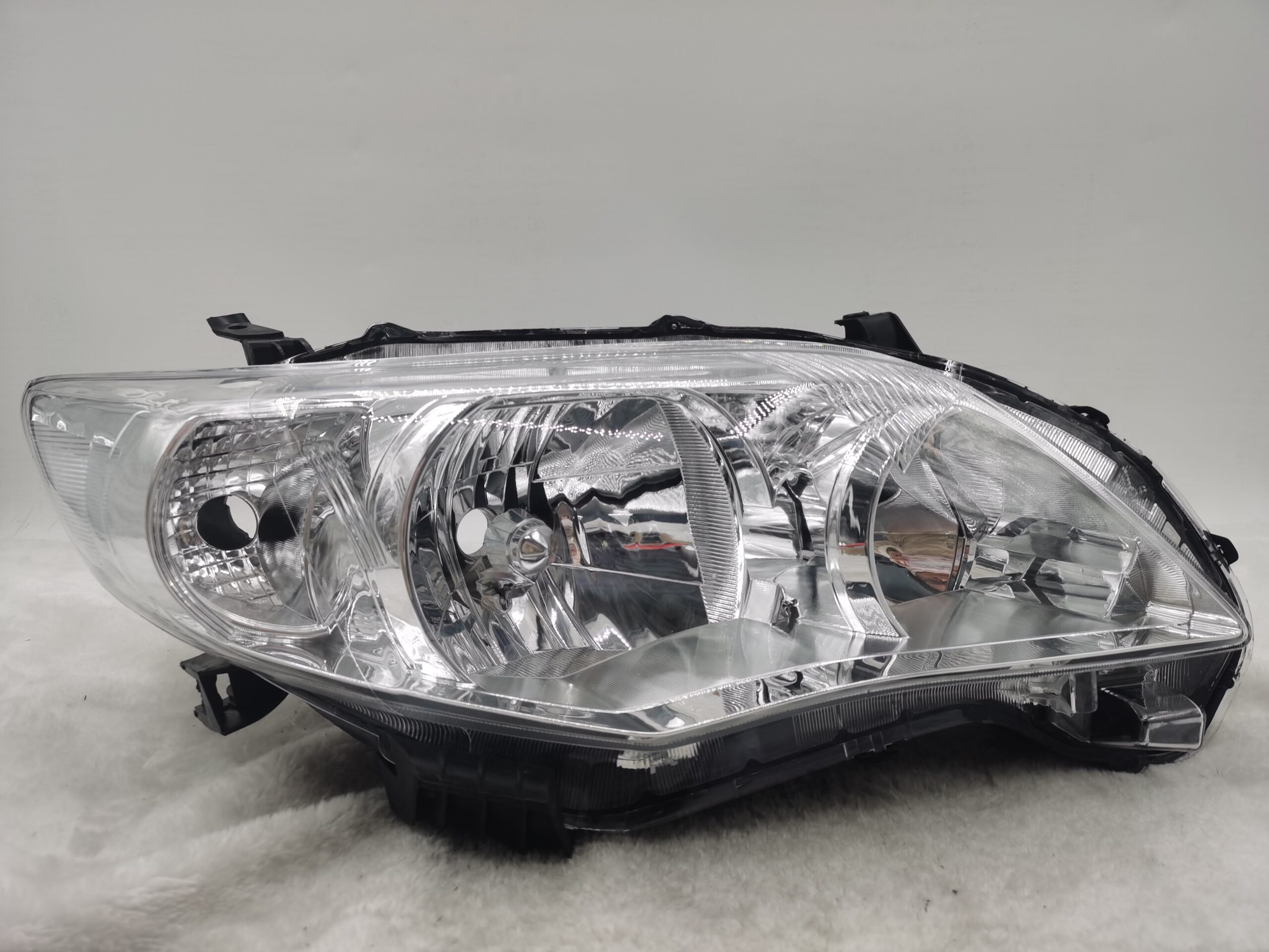 TOYOTA COROLLA E150 2011-2013 HALOGEN R.H.S HEADLIGHT ASSEMBLY