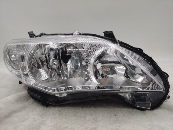 TOYOTA COROLLA E150 2011-2013 HALOGEN R.H.S HEADLIGHT ASSEMBLY