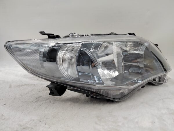 TOYOTA COROLLA E150 2011-2013 HALOGEN R.H.S HEADLIGHT ASSEMBLY