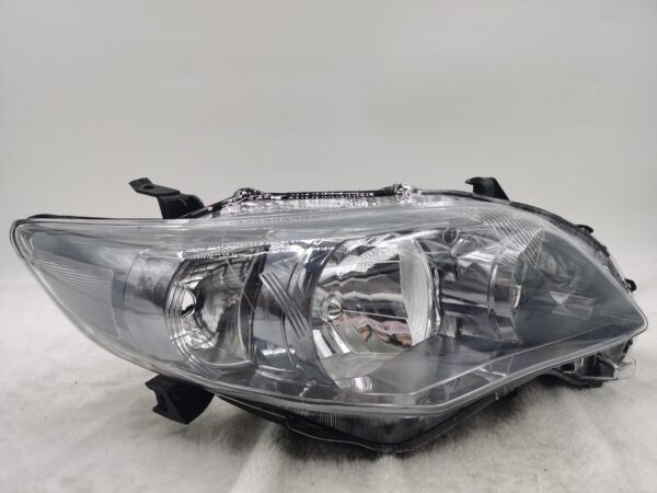 TOYOTA COROLLA E150 2011-2013 HALOGEN R.H.S HEADLIGHT ASSEMBLY