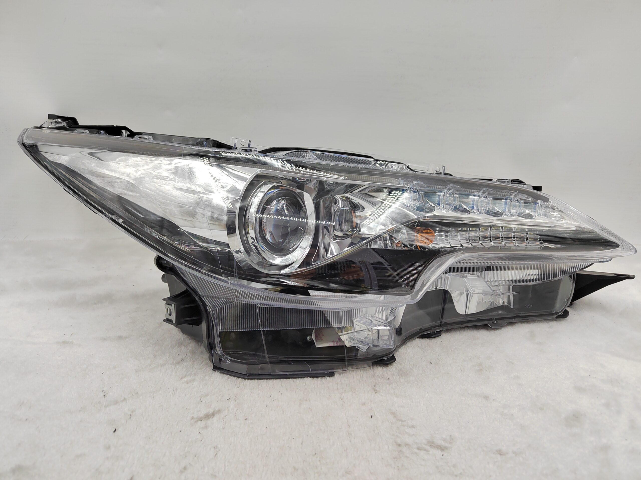 TOYOTA FORTUNER 2 AN160 2016-2020 LED R.H.S HEADLIGHT ASSEMBLY