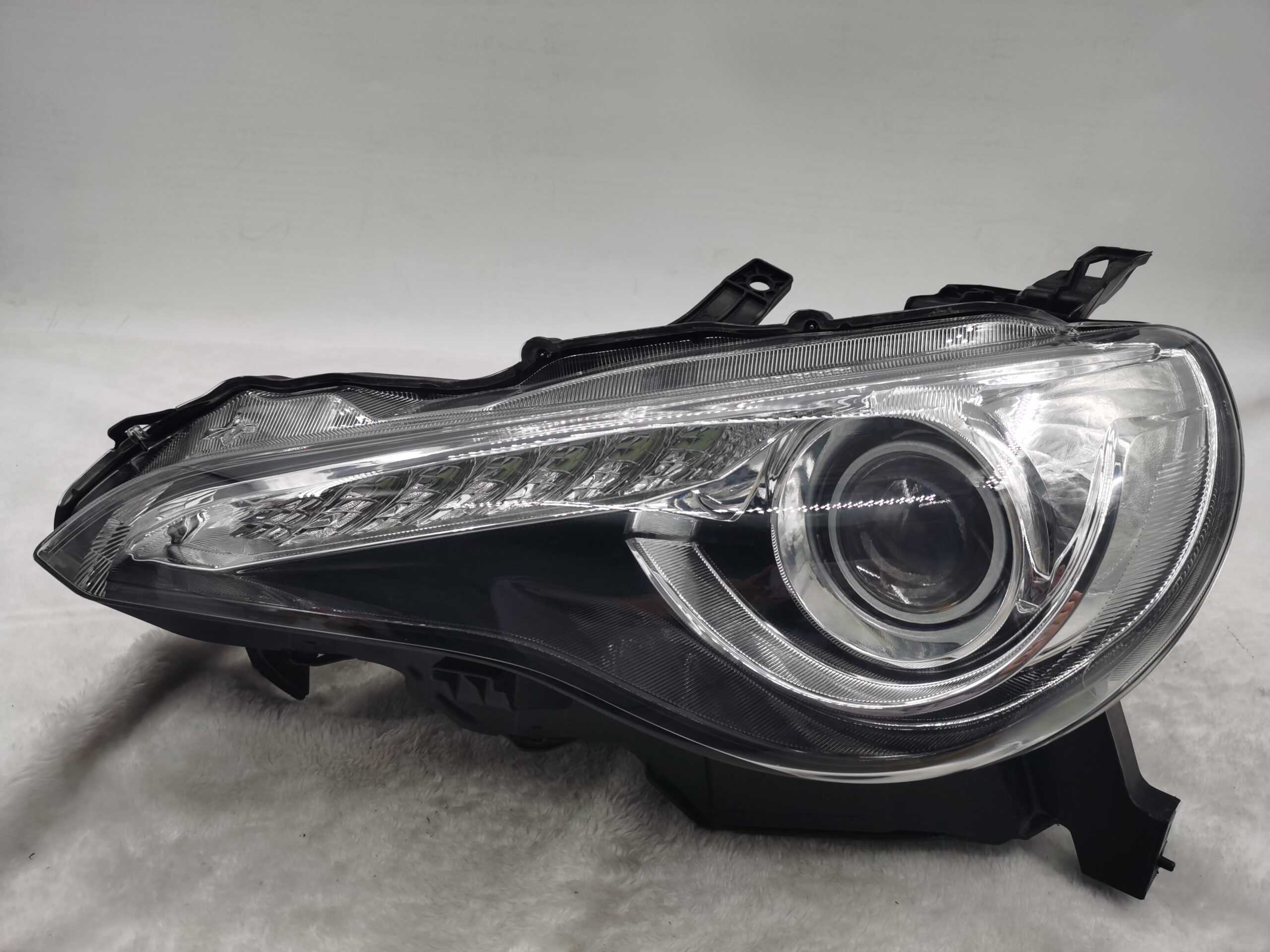 TOYOTA GT86 ZN6 2012-2016 XENON L.H.S HEADLIGHT ASSEMBLY