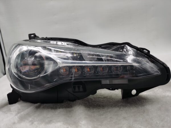 TOYOTA GT86 ZN6 2017-2020 LED R.H.S HEADLIGHT ASSEMBLY