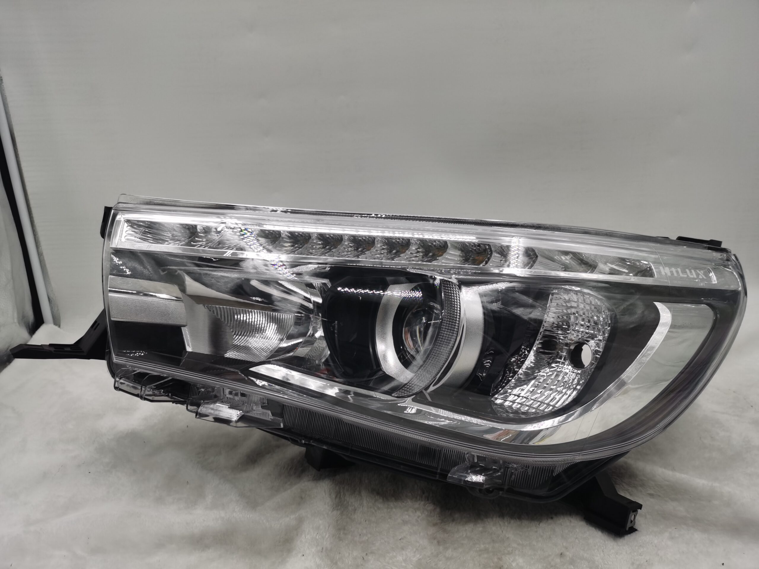 TOYOTA HILUX REVO 2015-2019 LED L.H.S HEADLIGHT ASSEMBLY