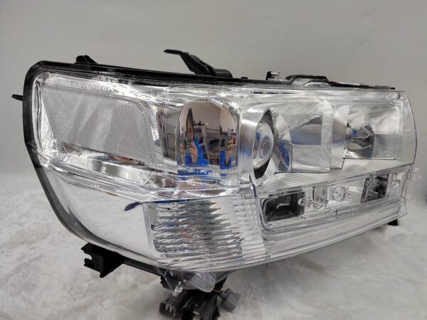 TOYOTA LANDCRUISER 200 SERIES VDJ200R 2016-2021 LED R.H.S HEADLIGHT ASSEMBLY