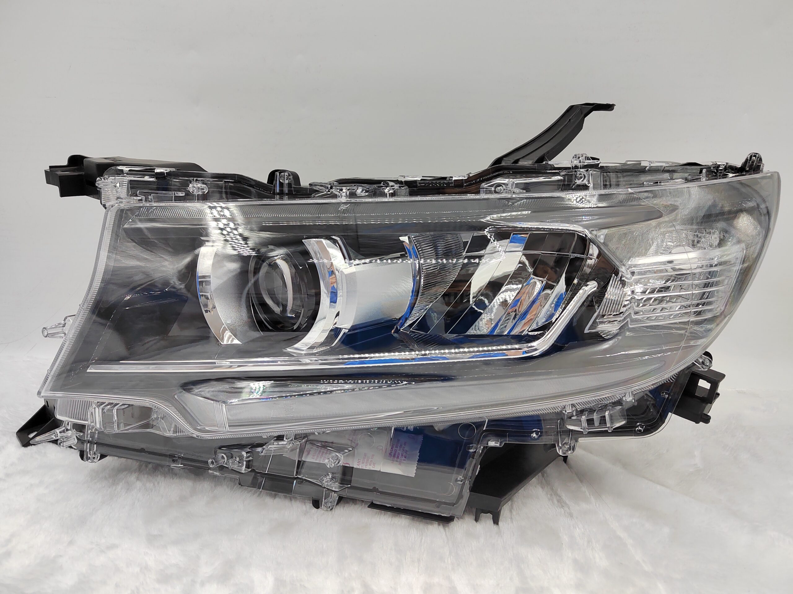 TOYOTA LANDCRUISER PRADO 150 GDJ150R 2018-2022 LED L.H.S HEADLIGHT ASSEMBLY