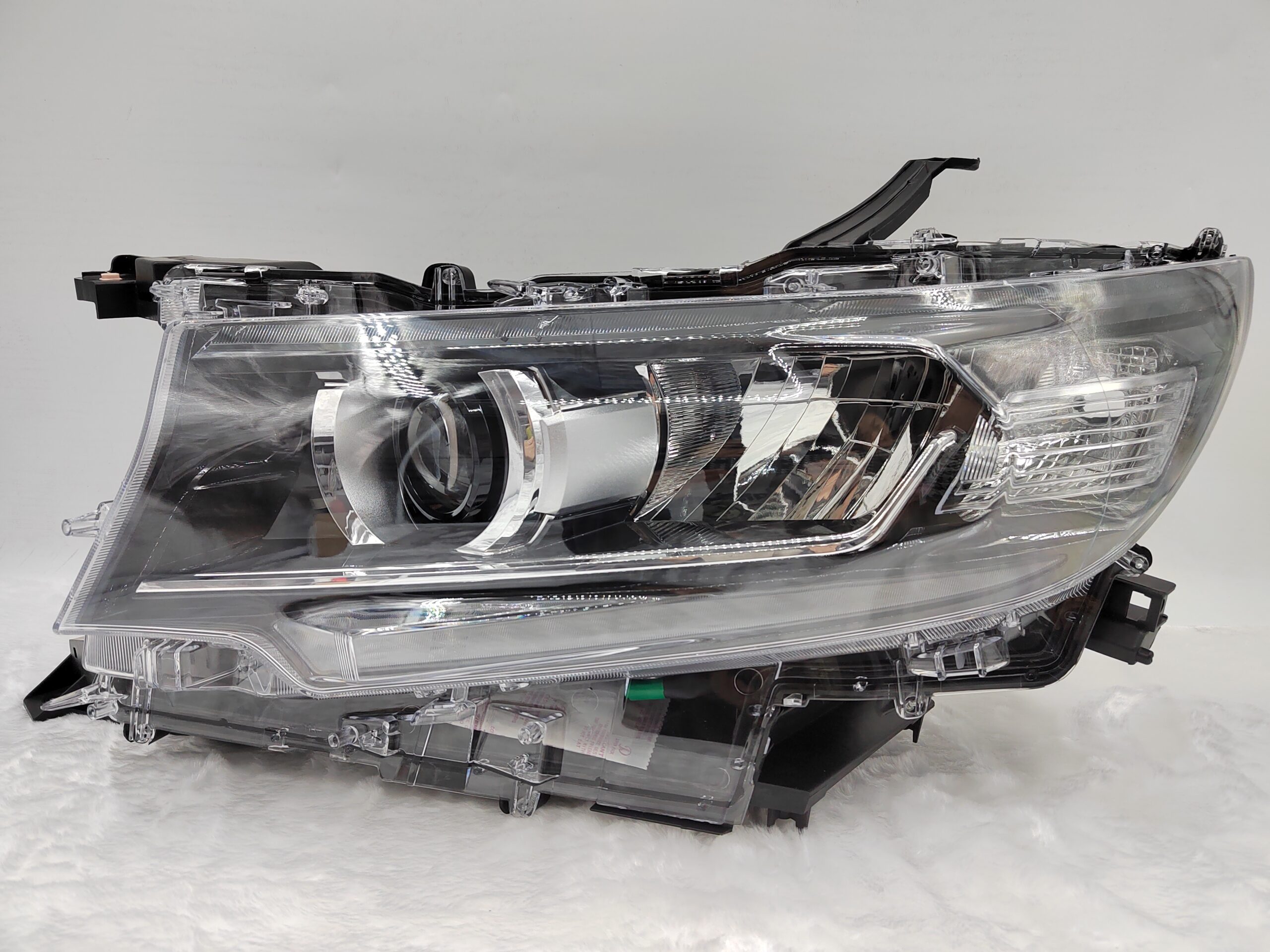 TOYOTA LANDCRUISER PRADO 150 GDJ150R 2018-2022 LED L.H.S HEADLIGHT ASSEMBLY