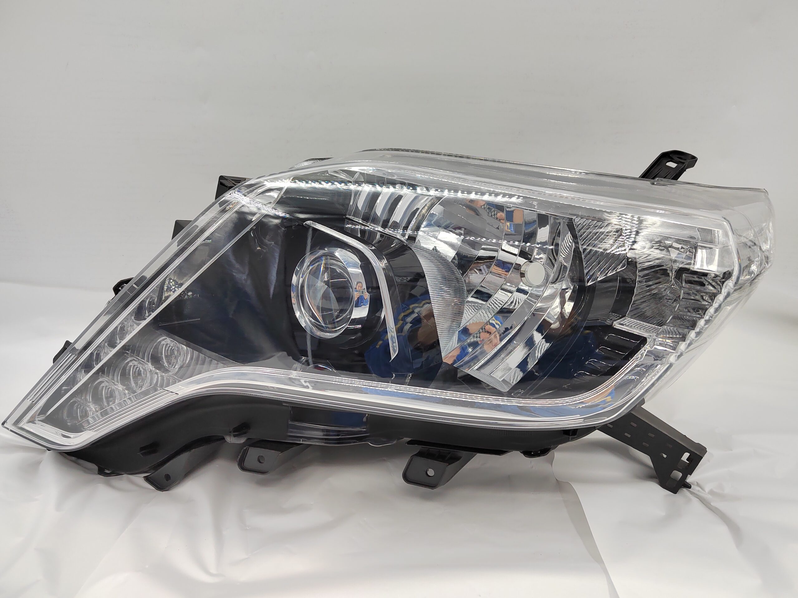 TOYOTA LANDCRUISER PRADO 150 GDJ150W 2014-2017 LED L.H.S HEADLIGHT ASSEMBLY