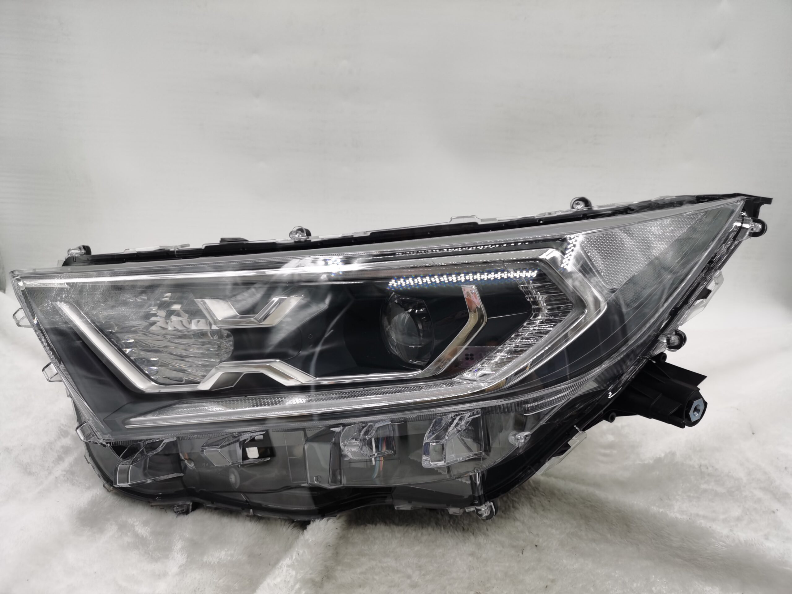 TOYOTA RAV4 V XA50 2019-2021 LENS LED L.H.S HEADLIGHT ASSEMBLY