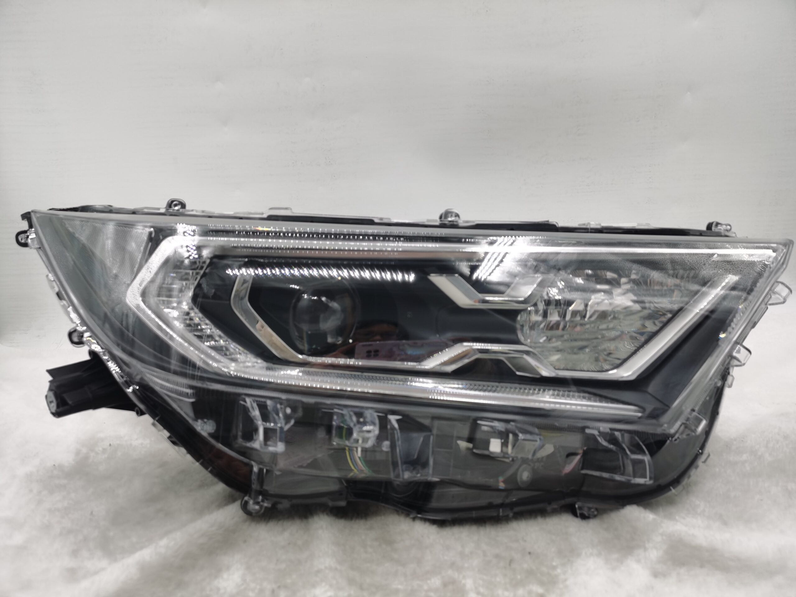 TOYOTA RAV4 V XA50 2019-2021 LENS LED R.H.S HEADLIGHT ASSEMBLY