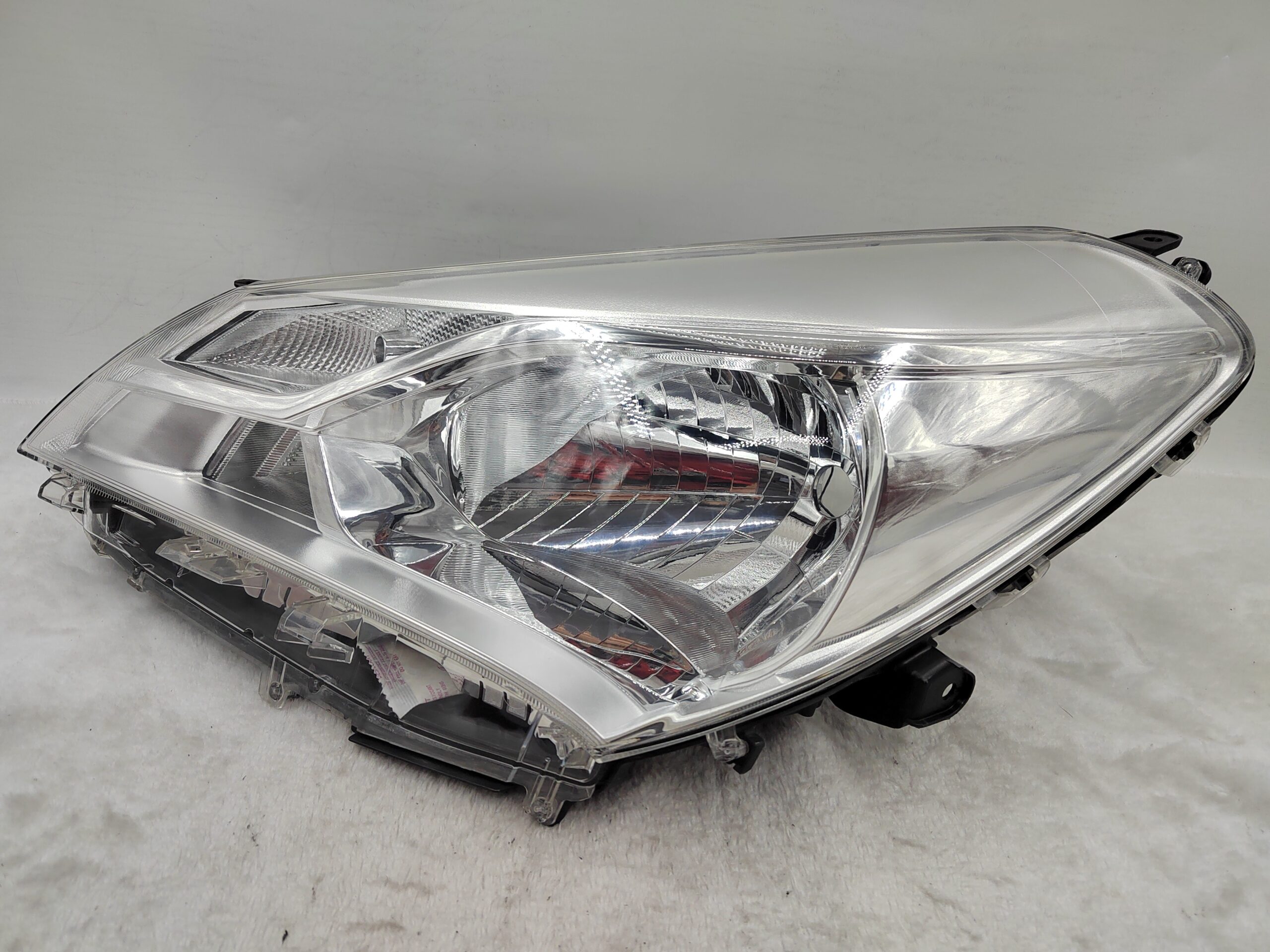 TOYOTA YARIS/VITZ NSP130 2017-2019 HALOGEN L.H.S HEADLIGHT ASSEMBLY