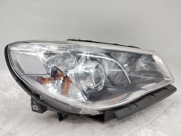 HOLDEN COMMODORE VF SV6 2013-2017 LENS HALOGEN R.H.S HEADLIGHT ASSEMBLY