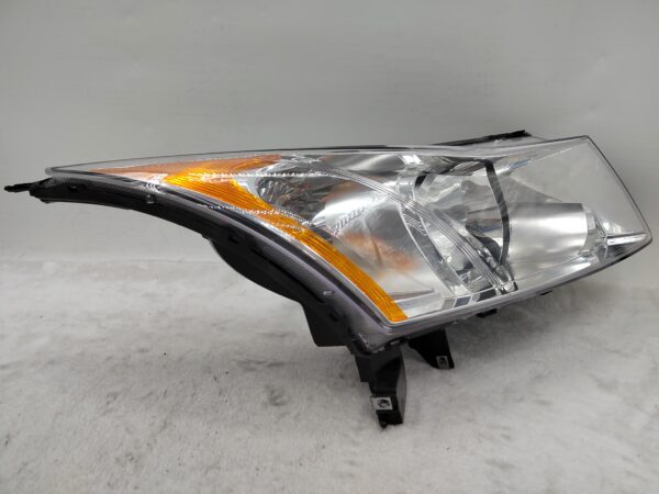 HOLDEN CRUZE 2008-2015 HALOGEN R.H.S HEADLIGHT ASSEMBLY