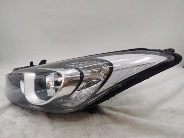 HYUNDAI I30 GD 2012-2016 HALOGEN L.H.S HEADLIGHT ASSEMBLY