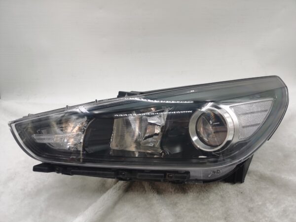 HYUNDAI I30 GO 2017-2019 HALOGEN L.H.S HEADLIGHT ASSEMBLY