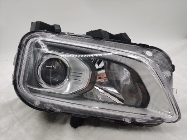 HYUNDAI KONA 2017-2020 HALOGEN R.H.S HEADLIGHT ASSEMBLY