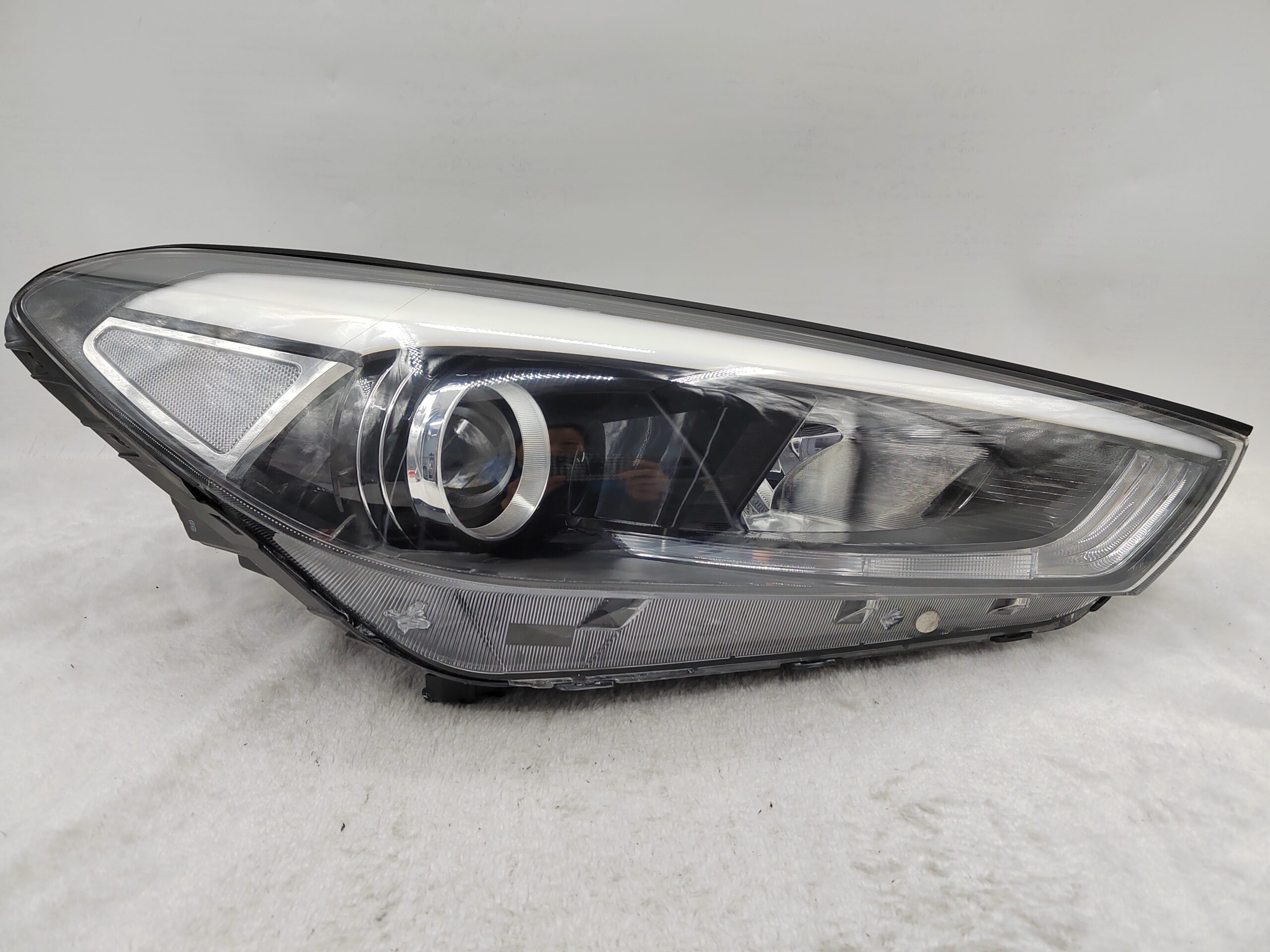 HYUNDAI TUCSON XG 2015-2017 HALOGEN R.H.S HEADLIGHT ASSEMBLY