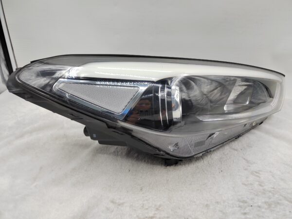 HYUNDAI TUCSON XG 2015-2017 HALOGEN R.H.S HEADLIGHT ASSEMBLY