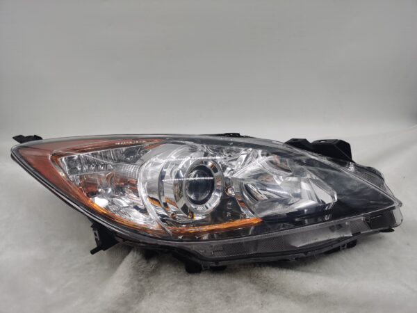 MAZDA 3 2010-2013 HALOGEN R.H.S HEADLIGHT ASSEMBLY