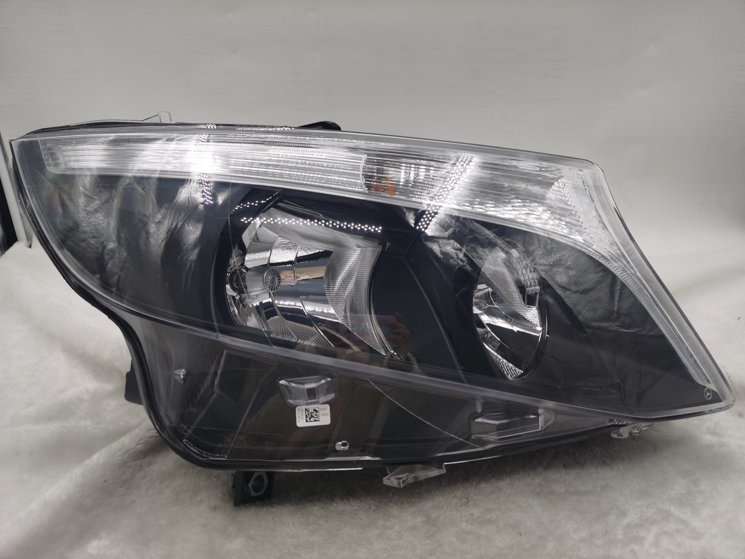 MERCEDES-BENZ VITO W447 2015-2023 HALOGEN R.H.S HEADLIGHT ASSEMBLY