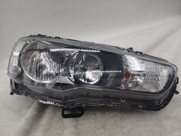 MITSUBISHI LANCER 2008-2018 HALOGEN R.H.S HEADLIGHT ASSEMBLY