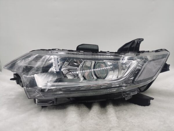 MITSUBISHI OUTLANDER 2016-2020 HALOGEN L.H.S HEADLIGHT ASSEMBLY