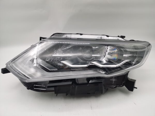 Nissan X-TRAIL T32 2017-2020 LED L.H.S HEADLIGHT ASSEMBLY