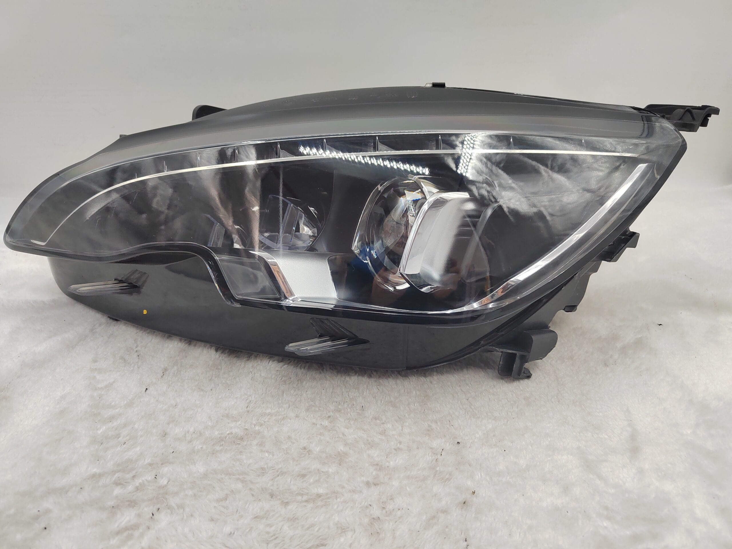 PEUGEOT 308 2014-2020 LED L.H.S HEADLIGHT ASSEMBLY