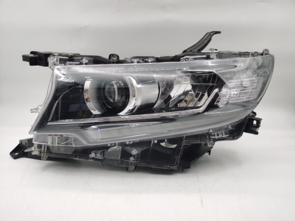 TOYOTA LANDCRUISER PRADO 150 GDJ150R 2018-2022 LED L.H.S HEADLIGHT ASSEMBLY