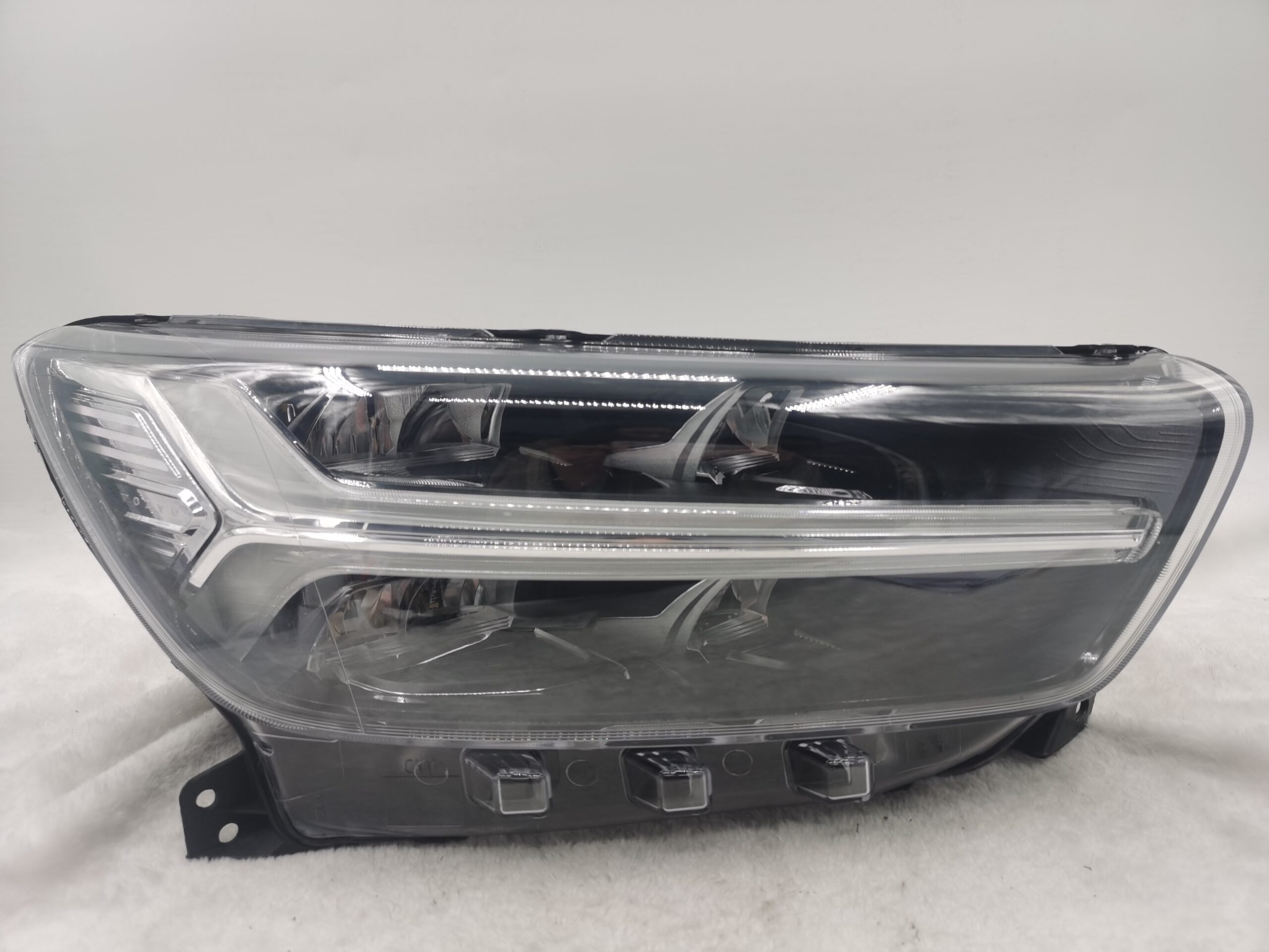 VOLVO XC40 2017-2022 LED R.H.S HEADLIGHT ASSEMBLY