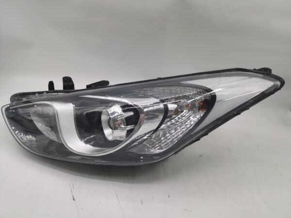 HYUNDAI I30 GD 2012-2016 HALOGEN L.H.S HEADLIGHT ASSEMBLY