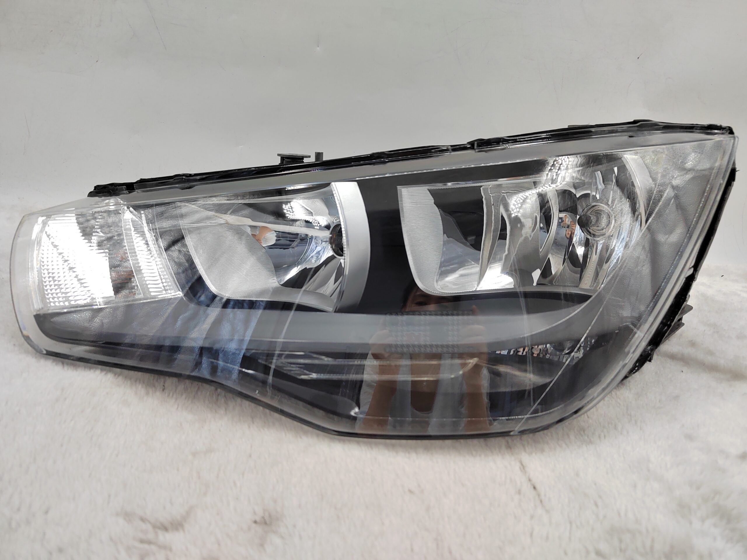 AUDI A1 2011-2014 HALOGEN L.H.S HEADLIGHT ASSEMBLY