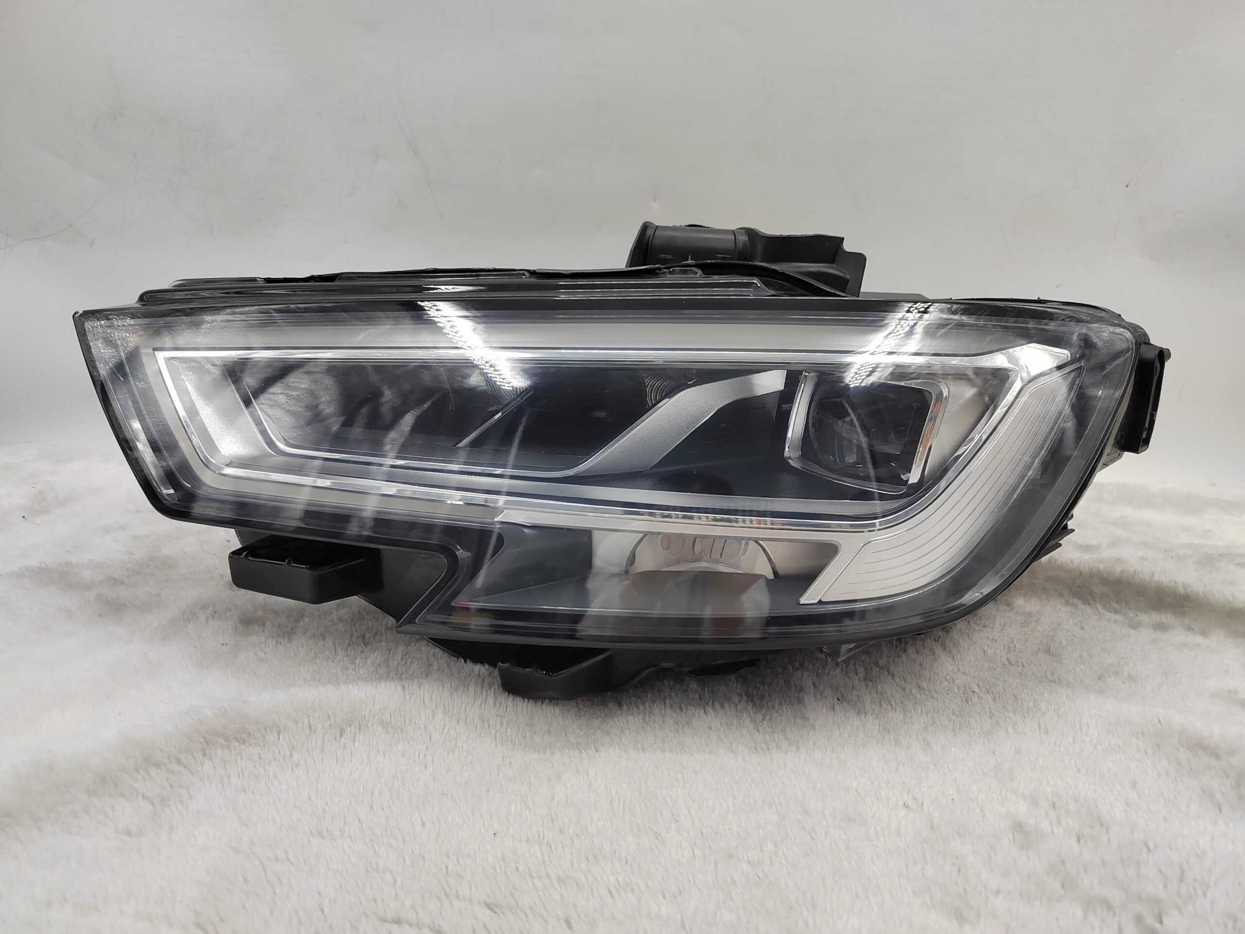 AUDI A3 RS3 8V 2016-2019 LED L.H.S HEADLIGHT ASSEMBLY