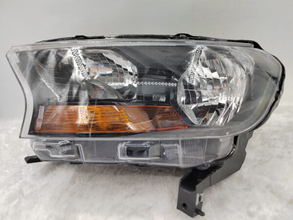 FORD EVEREST RANGER 2015-2019 HALOGEN L.H.S HEADLIGHT ASSEMBLY