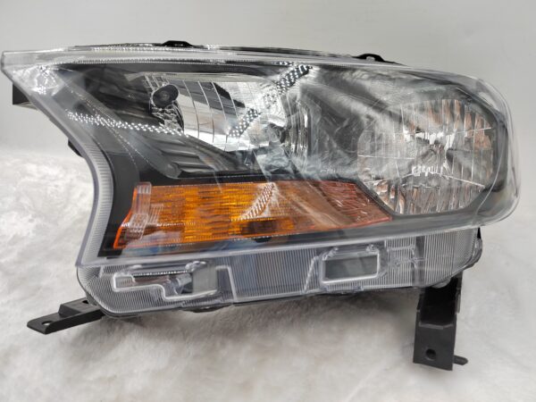 FORD EVEREST RANGER 2015-2019 HALOGEN L.H.S HEADLIGHT ASSEMBLY