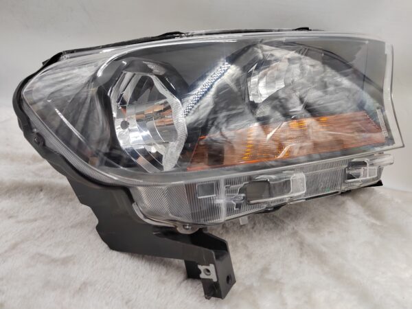 FORD EVEREST RANGER 2015-2019 HALOGEN R.H.S HEADLIGHT ASSEMBLY