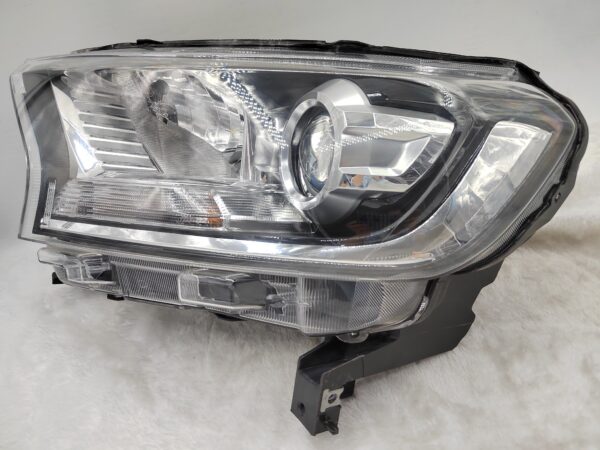 FORD EVEREST RANGER 2015-2019 LENS HALOGEN L.H.S HEADLIGHT ASSEMBLY