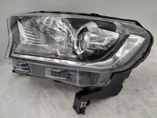 FORD EVEREST RANGER 2015-2019 LENS HALOGEN L.H.S HEADLIGHT ASSEMBLY