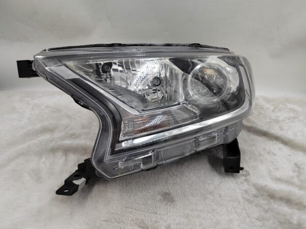 FORD EVEREST RANGER 2015-2019 HALOGEN L.H.S HEADLIGHT ASSEMBLY