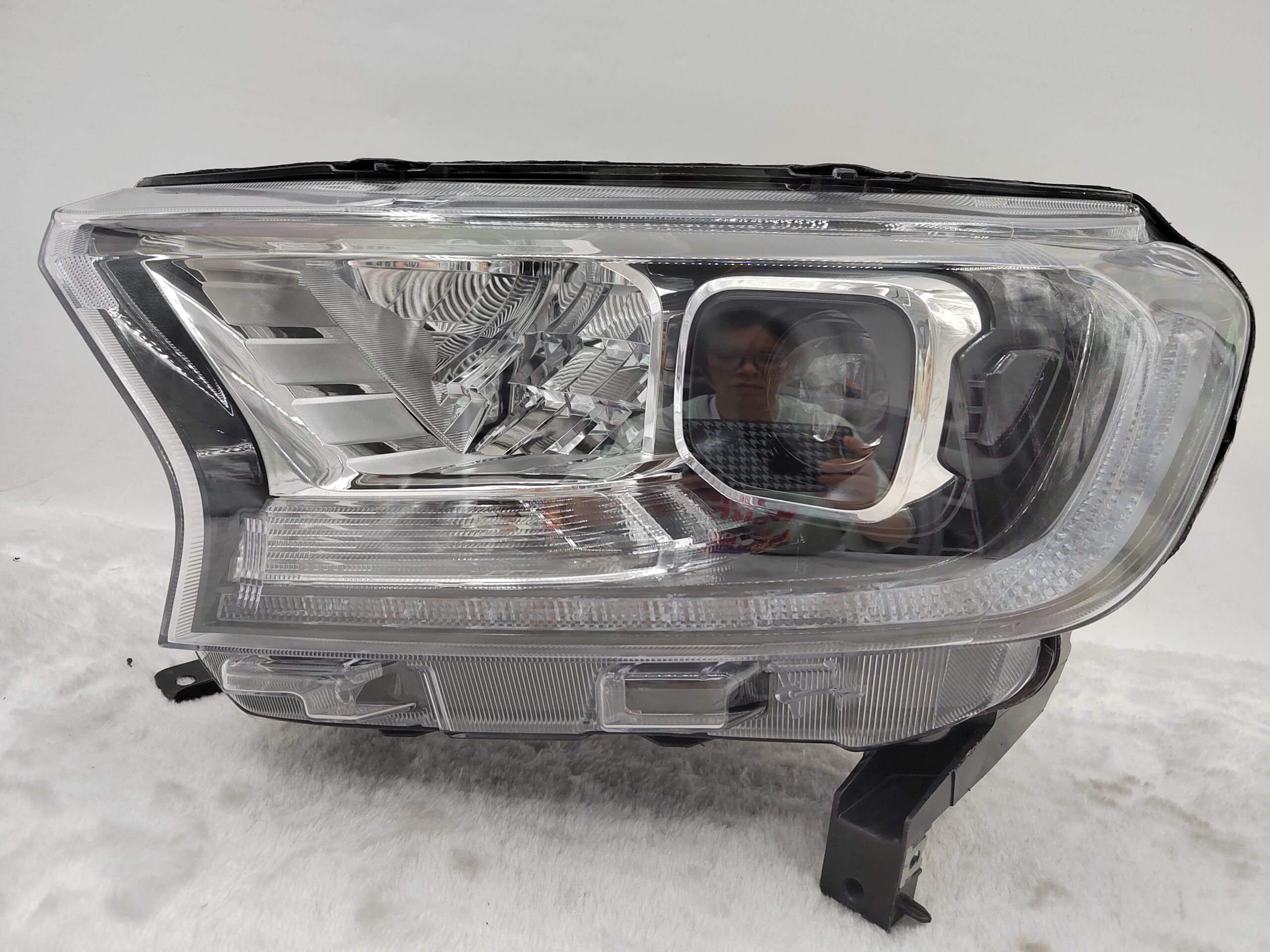 FORD EVEREST RANGER 2020-2021 LED L.H.S HEADLIGHT ASSEMBLY